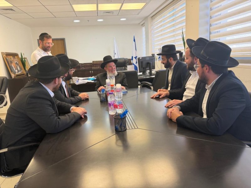 באדיבות המצלם