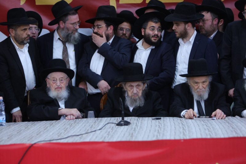 שוקי לרר, דניאל נפוסי ודוד מנדלסון
