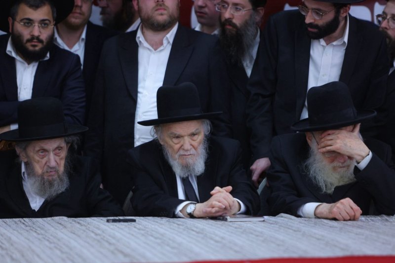 שוקי לרר, דניאל נפוסי ודוד מנדלסון
