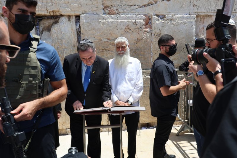 מרדכי לובעצקי