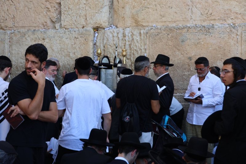 מרדכי לובעצקי