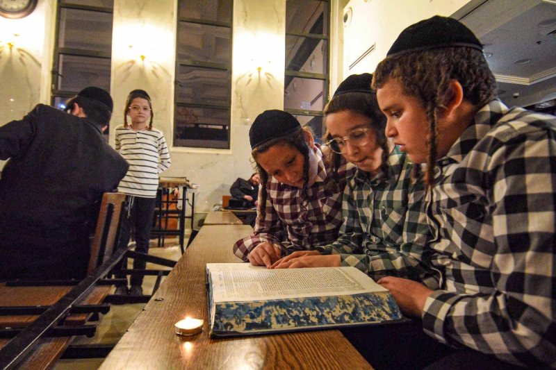 ארי קופרשטוק