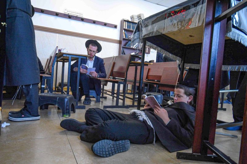 ארי קופרשטוק