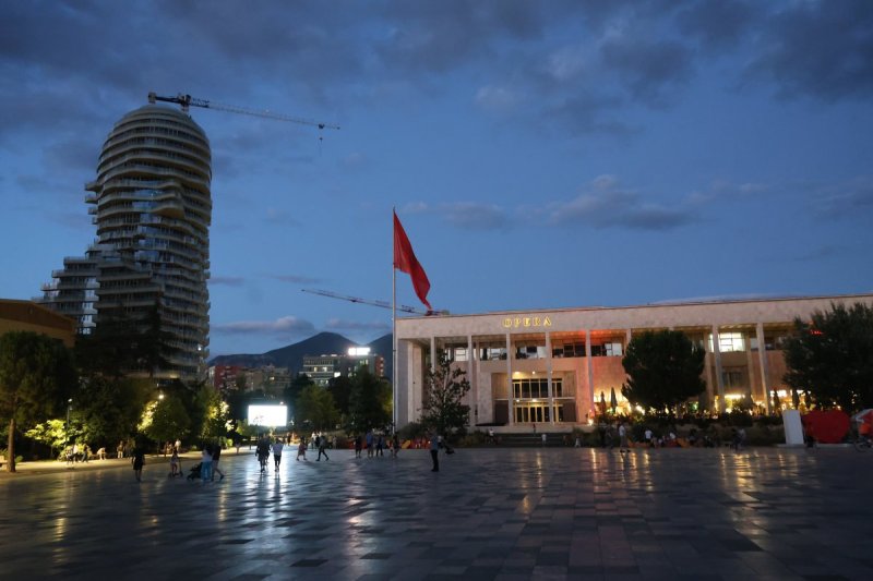 מרדכי לובעצקי