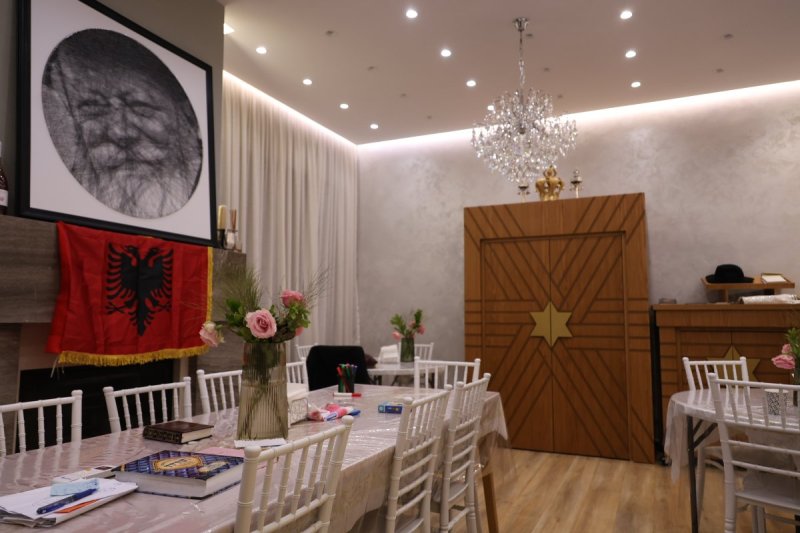 מרדכי לובעצקי