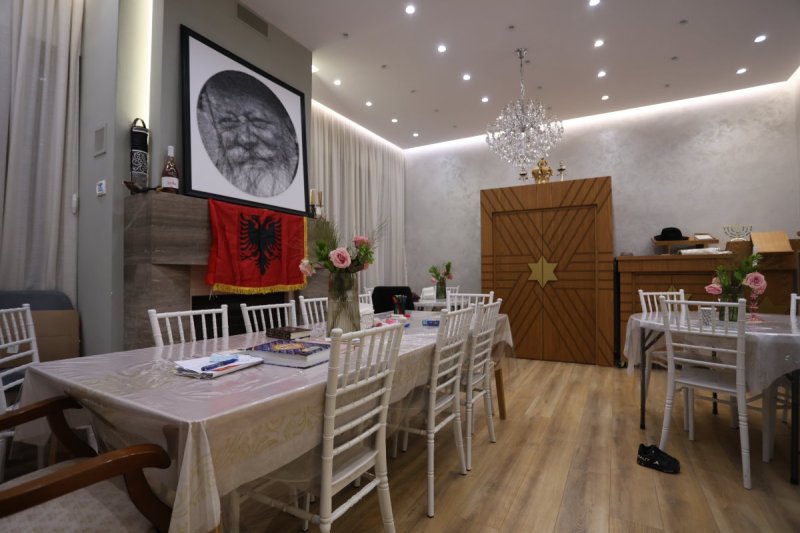 מרדכי לובעצקי