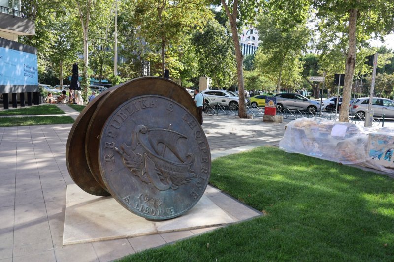 מרדכי לובעצקי