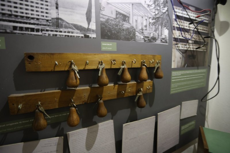 מרדכי לובעצקי