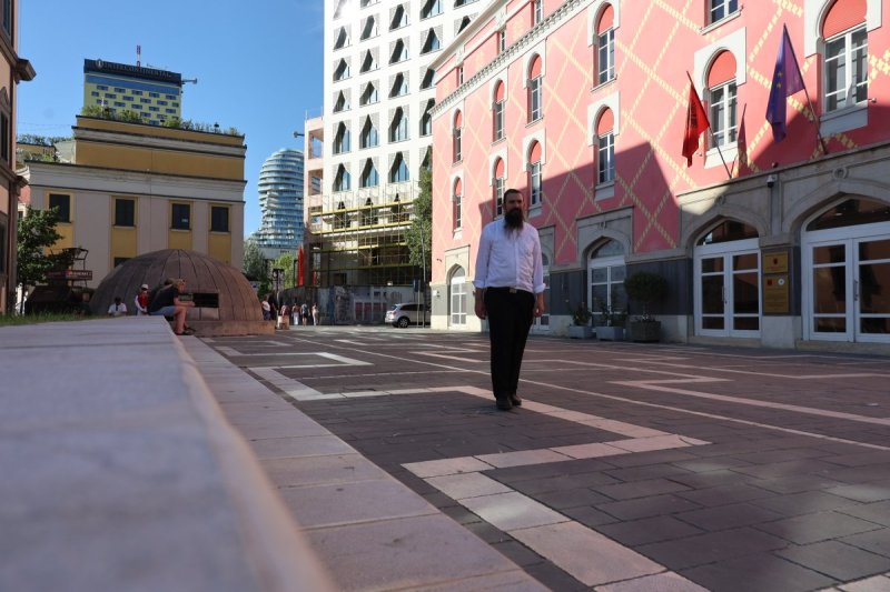 מרדכי לובעצקי