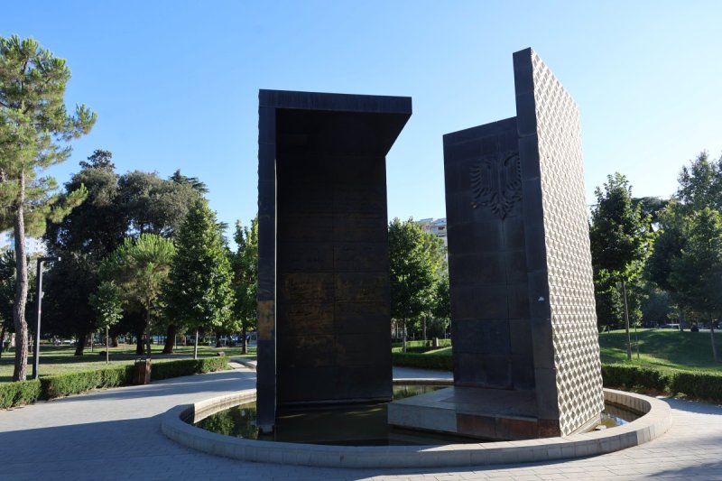 מרדכי לובעצקי