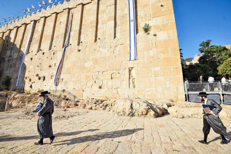 ארי קופרשטוק