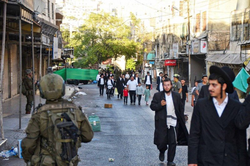 ארי קופרשטוק