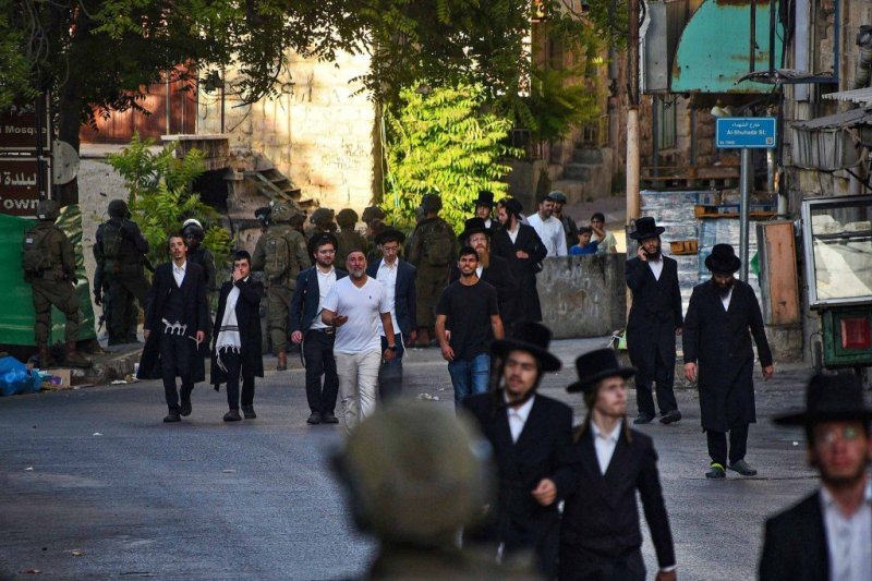 ארי קופרשטוק