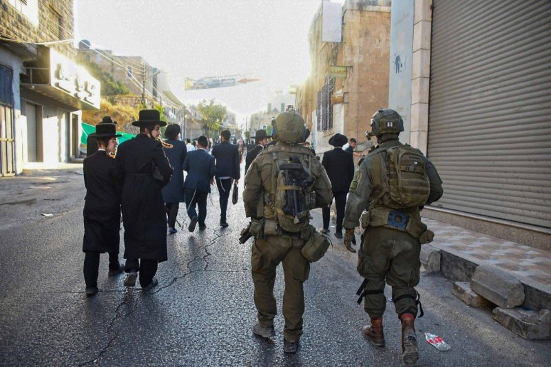 ארי קופרשטוק