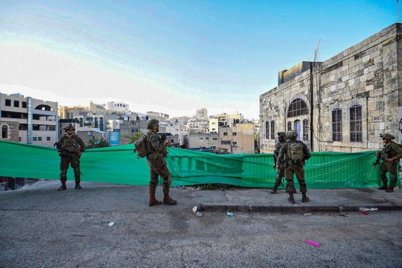 ארי קופרשטוק