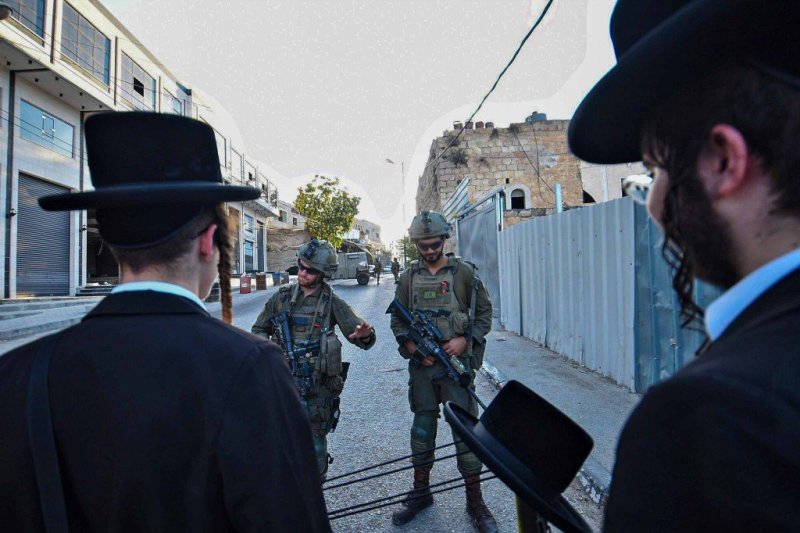 ארי קופרשטוק