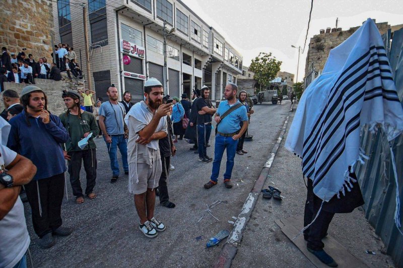 ארי קופרשטוק