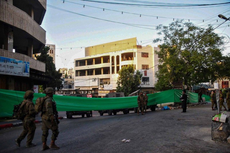 ארי קופרשטוק