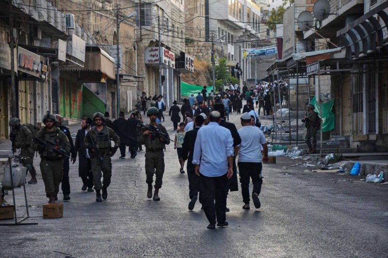 ארי קופרשטוק