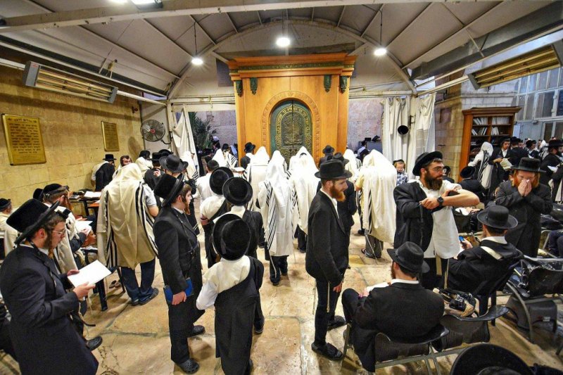 ארי קופרשטוק