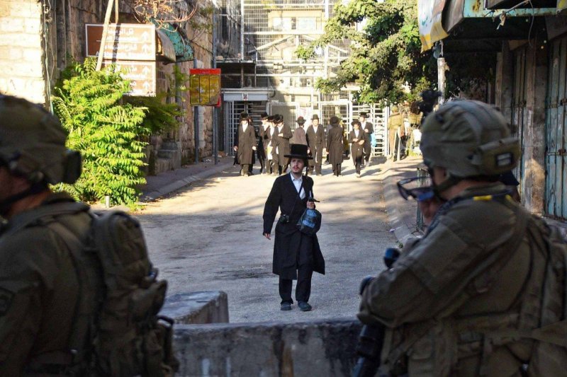 ארי קופרשטוק