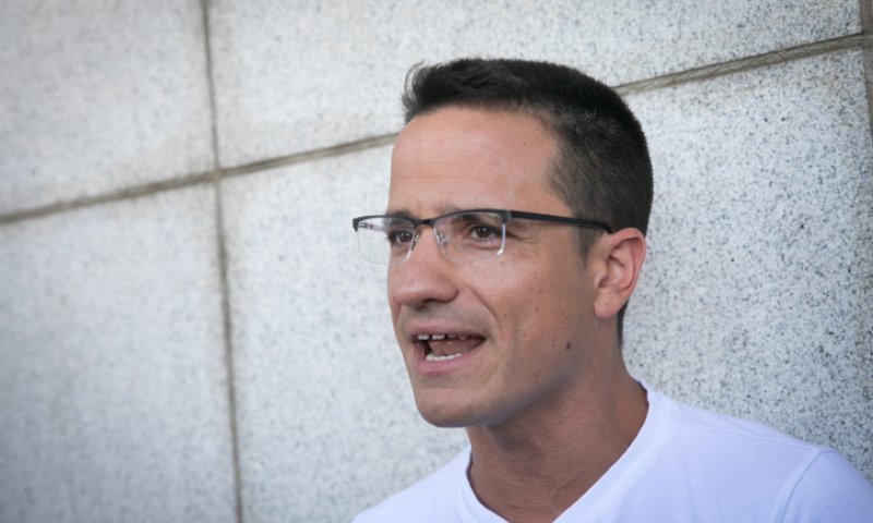 מועמד הדמוקרטים משה רדמן מאשים את המתיישבים בפיגוע