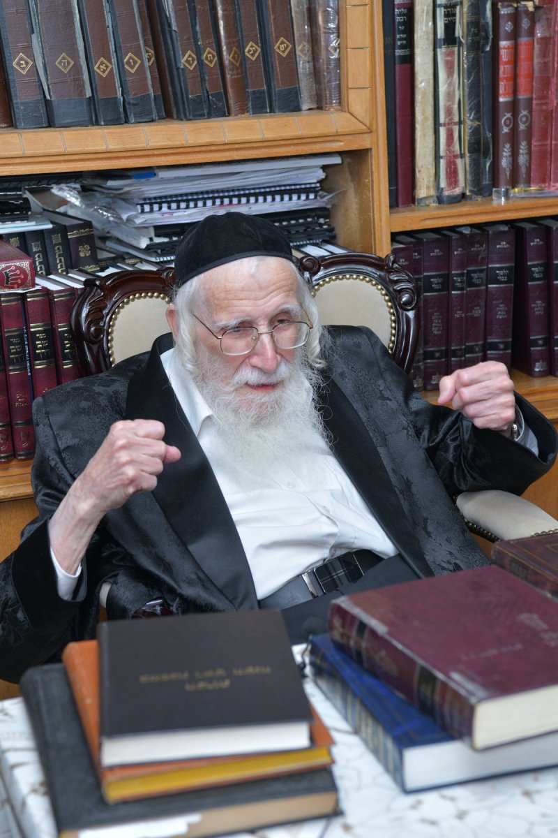 באדיבות המצלם