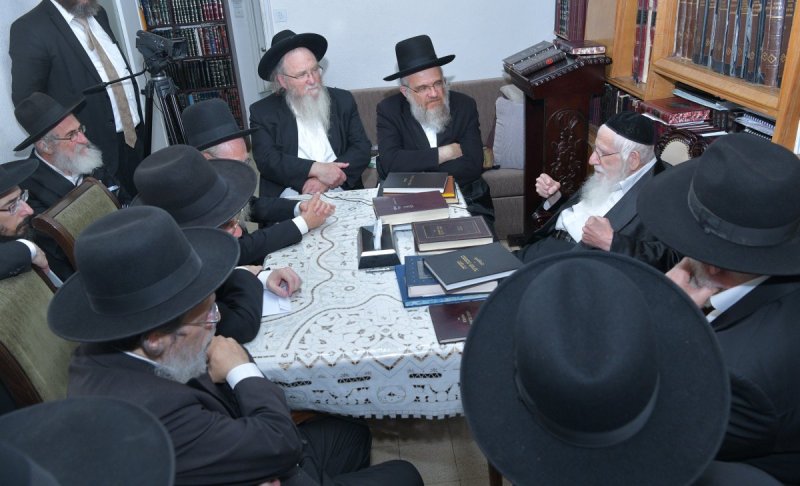 באדיבות המצלם