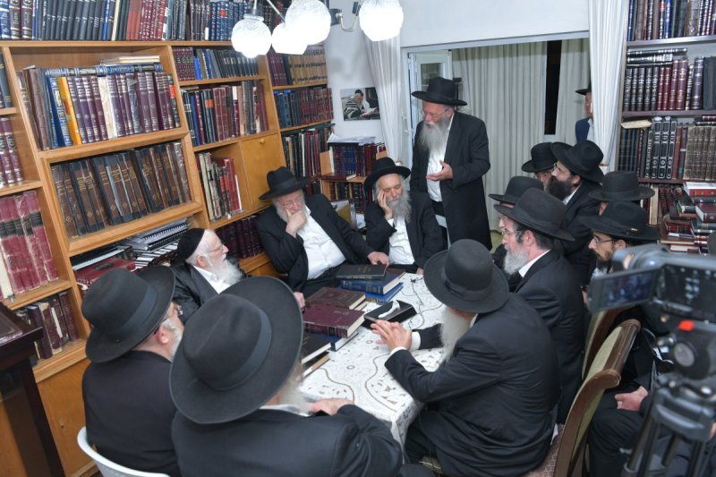 באדיבות המצלם