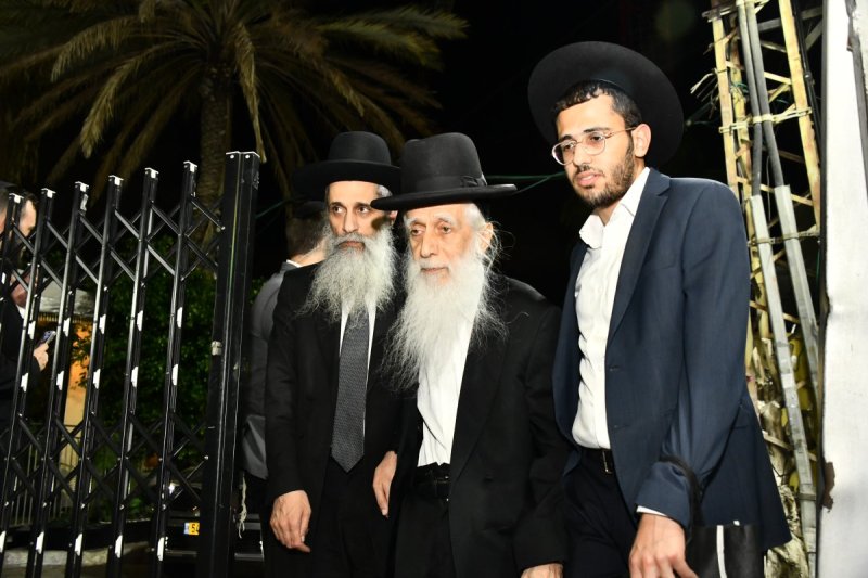 שוקי לרר, דניאל נפוסי, דוד מנדלסון