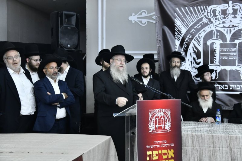 שוקי לרר, דניאל נפוסי, דוד מנדלסון