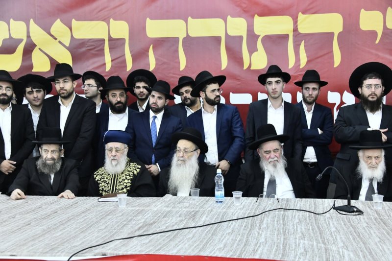 שוקי לרר, דניאל נפוסי, דוד מנדלסון