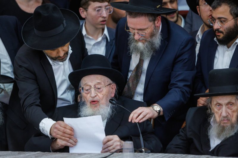 שוקי לרר, דניאל נפוסי, דוד מנדלסון