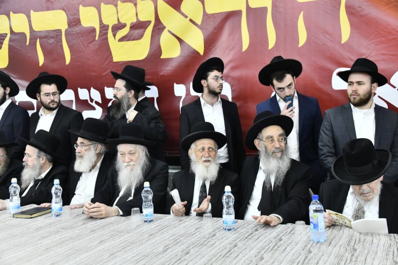 שוקי לרר, דניאל נפוסי, דוד מנדלסון