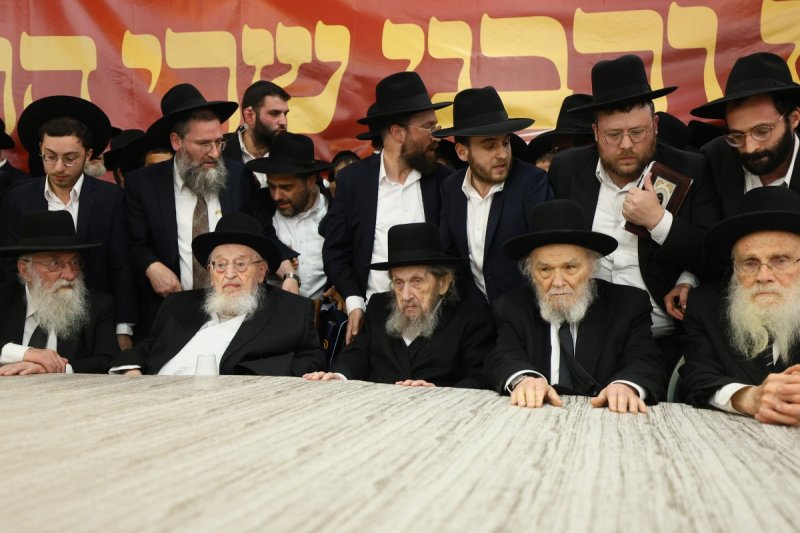 שוקי לרר, דניאל נפוסי, דוד מנדלסון