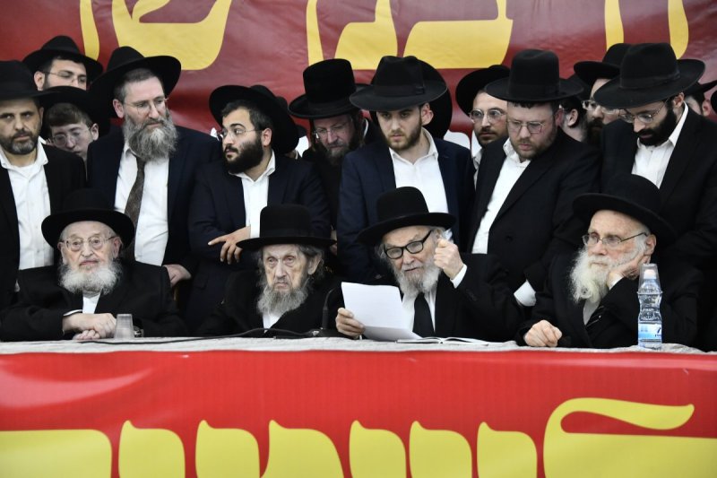 שוקי לרר, דניאל נפוסי, דוד מנדלסון