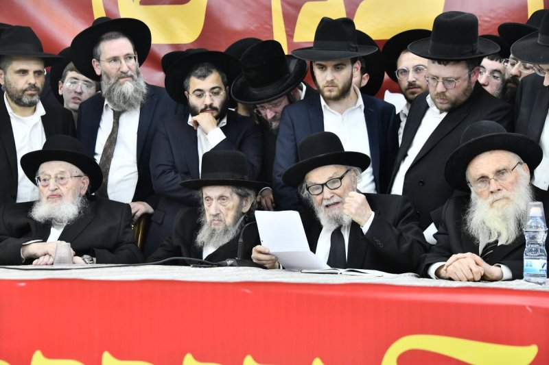 שוקי לרר, דניאל נפוסי, דוד מנדלסון