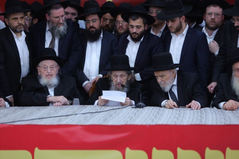 שוקי לרר, דניאל נפוסי, דוד מנדלסון