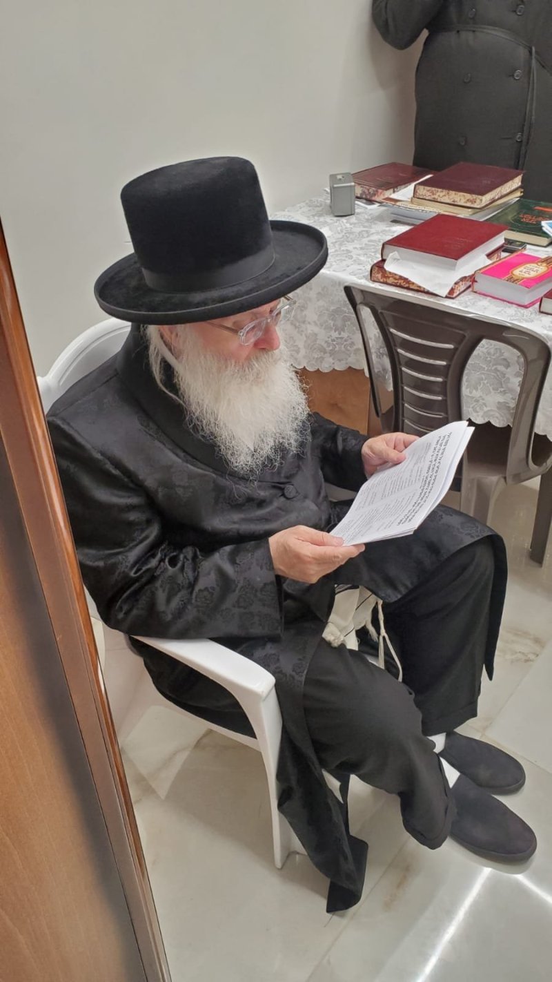 באדיבות המצלם