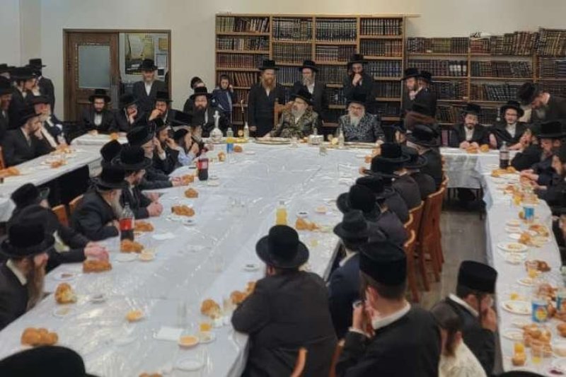 באדיבות המצלם