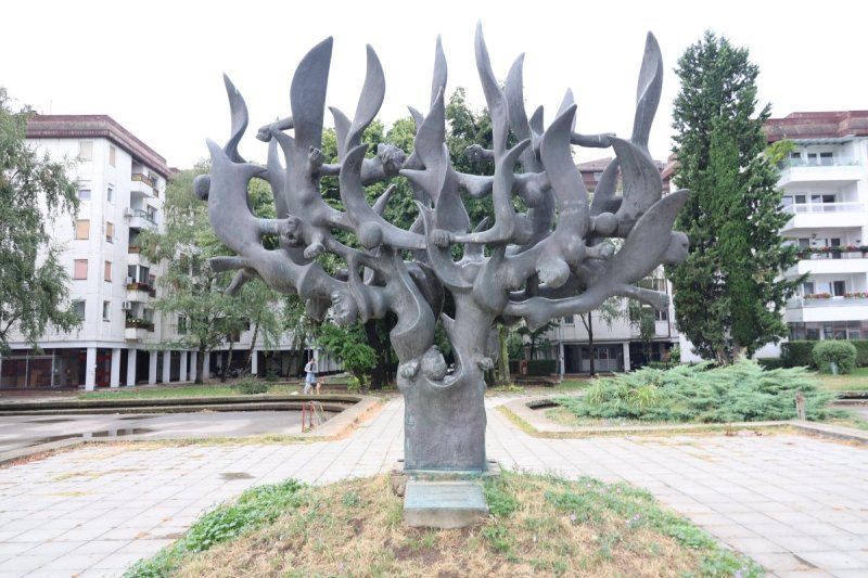 מרדכי לובעצקי