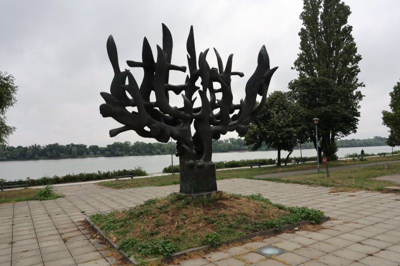 מרדכי לובעצקי