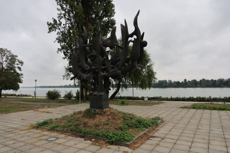 מרדכי לובעצקי