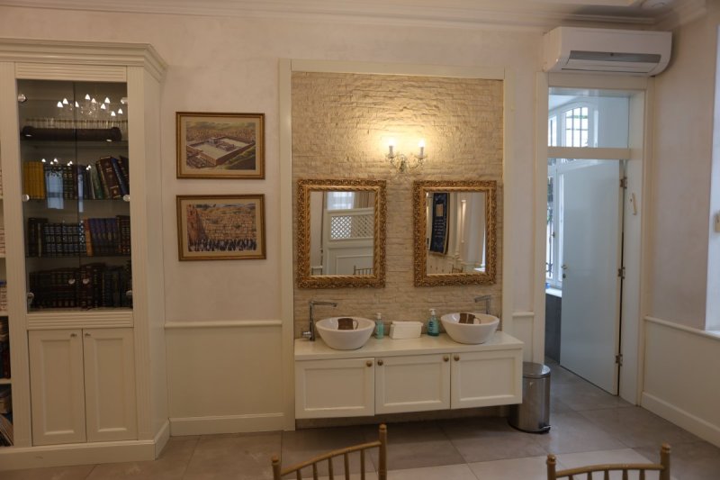 מרדכי לובעצקי