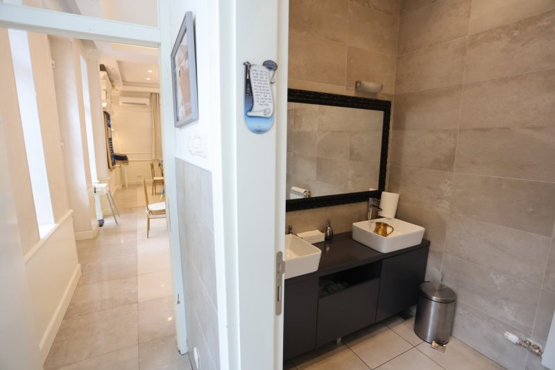 מרדכי לובעצקי