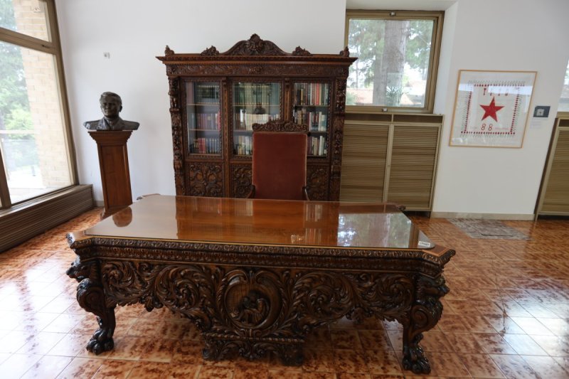 מרדכי לובעצקי