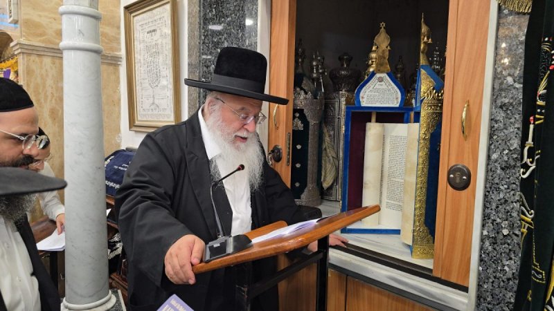 באדיבות המצלם