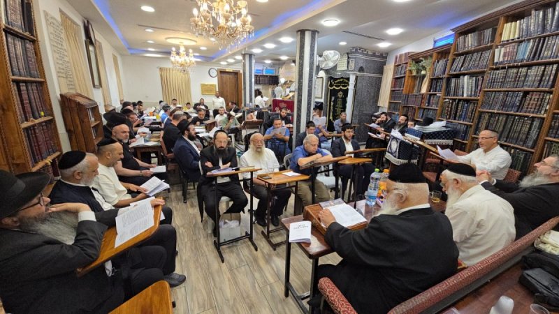 באדיבות המצלם