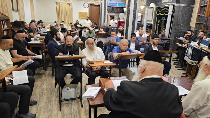 באדיבות המצלם