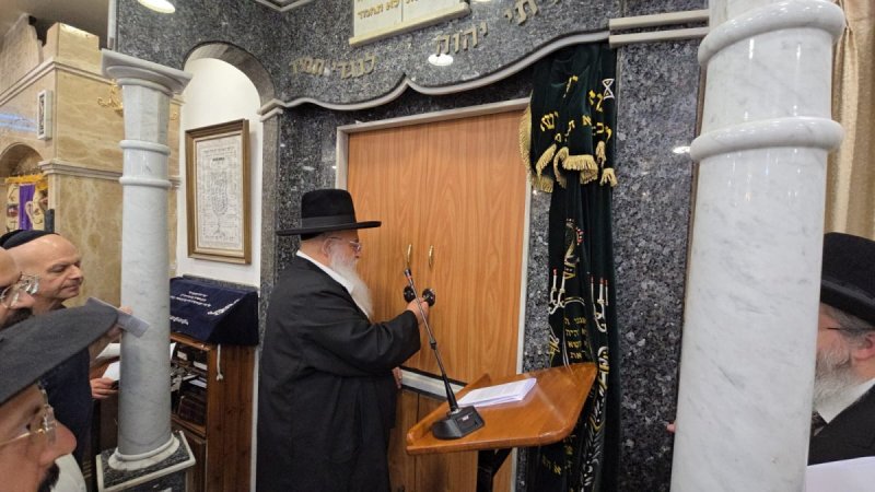 באדיבות המצלם